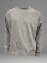 Load image into Gallery viewer, NIKE FLEECE CREW
